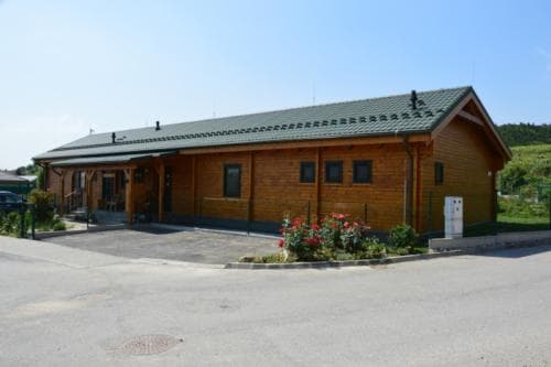 Limbach - Miniškola Montessori