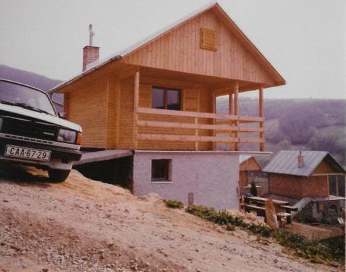 Renovácia zrubovej chaty — fotografia 9